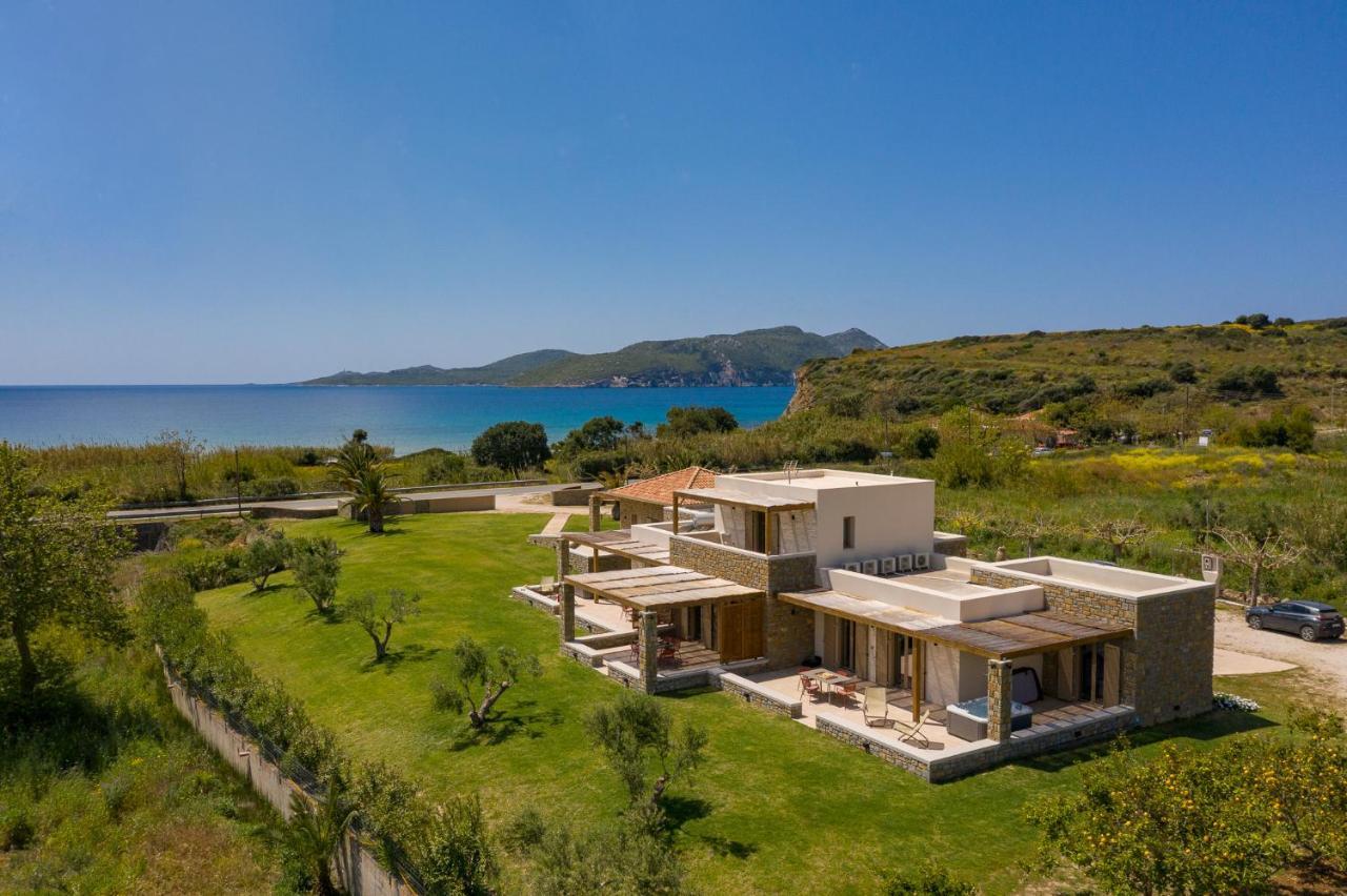 Quinta Essentia Suites Foiníki Exterior foto